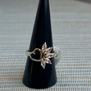 Gold Heart and Leaf crystal ring